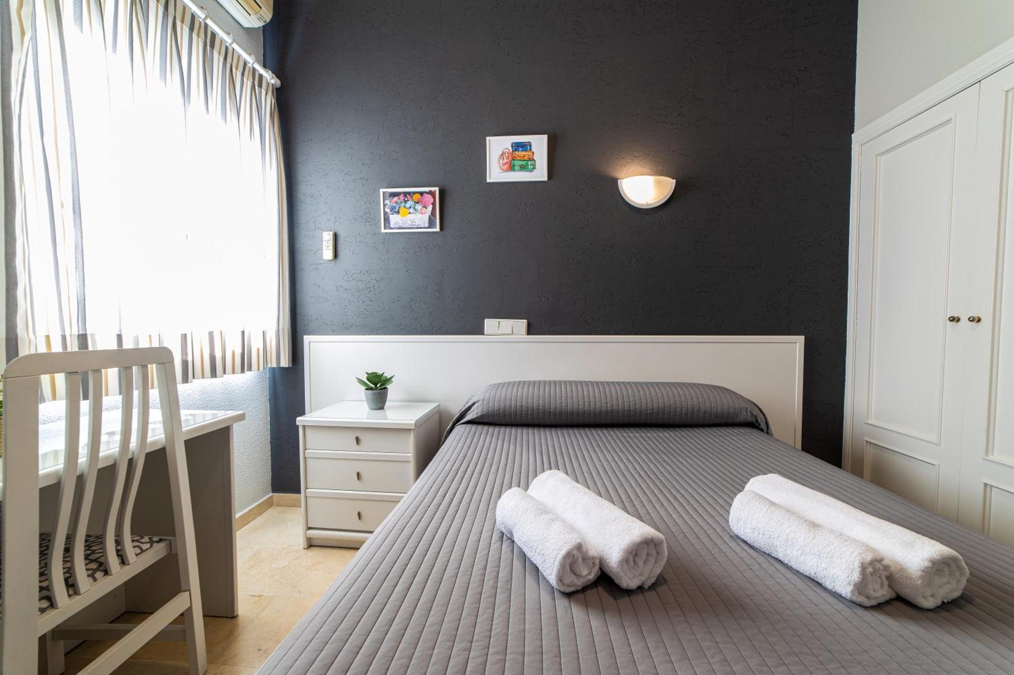 Hostal Ya アスペ  エクステリア 写真